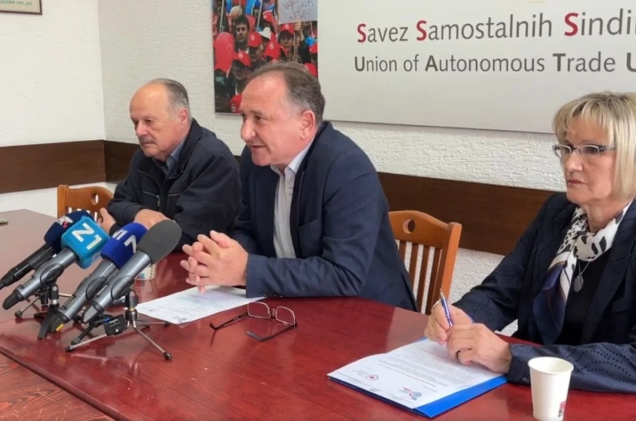 Konferencija za medije SSSH: Tri razine minimalne plaće