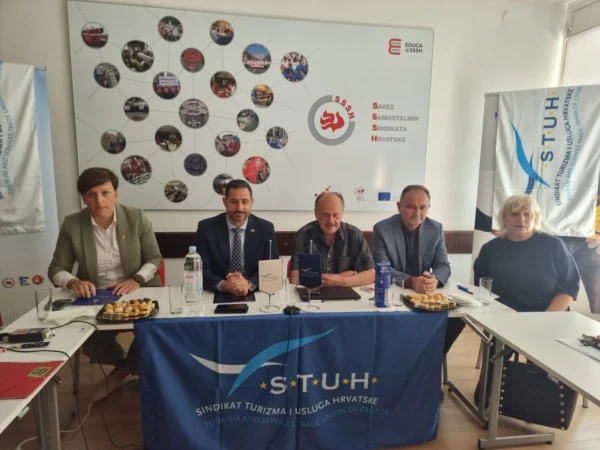 Ministar turizma i sporta Tonči Glavina na Sjednici PSTUH